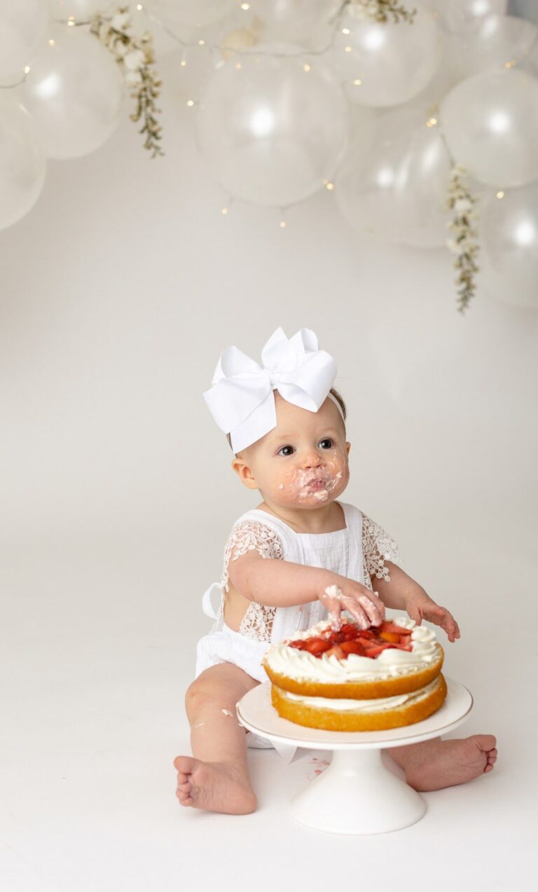 30 Birthday Baby Photoshoot Ideas For Adorable Party Memories