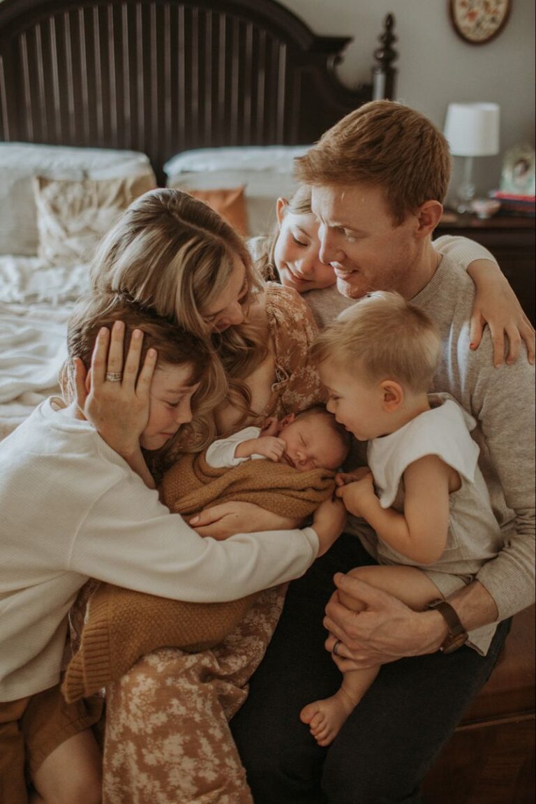 30 Fall Newborn Pictures Family Ideas Worth Saving