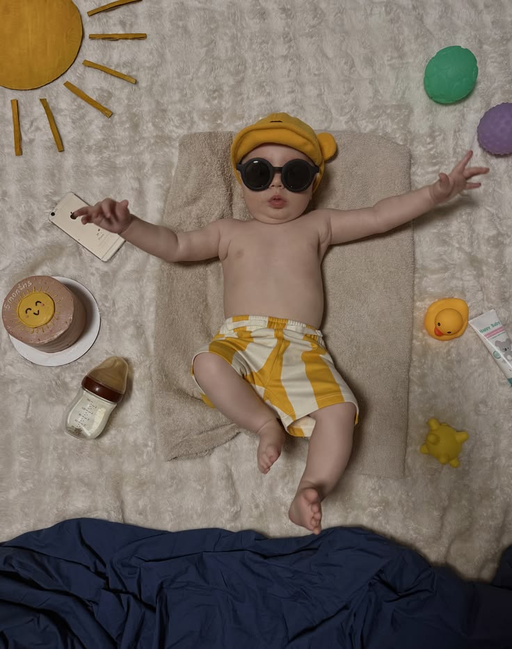 30 June Month Theme For Baby Photoshoot Ideas To Try