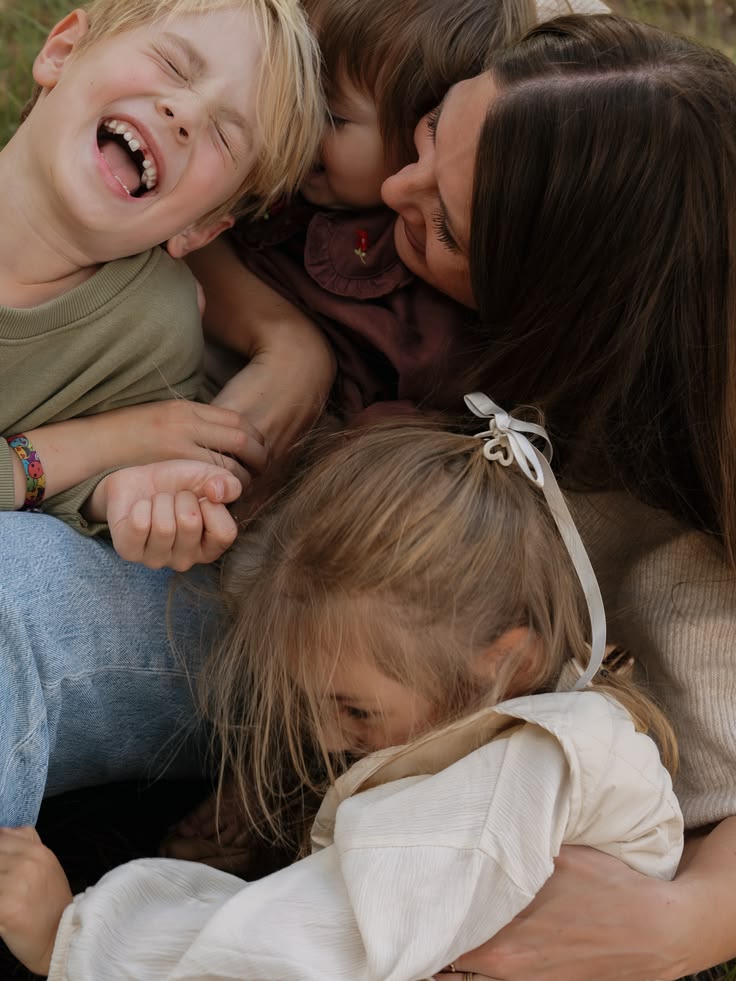 30 Mom And Children Photography Ideas Worth Capturing Forever