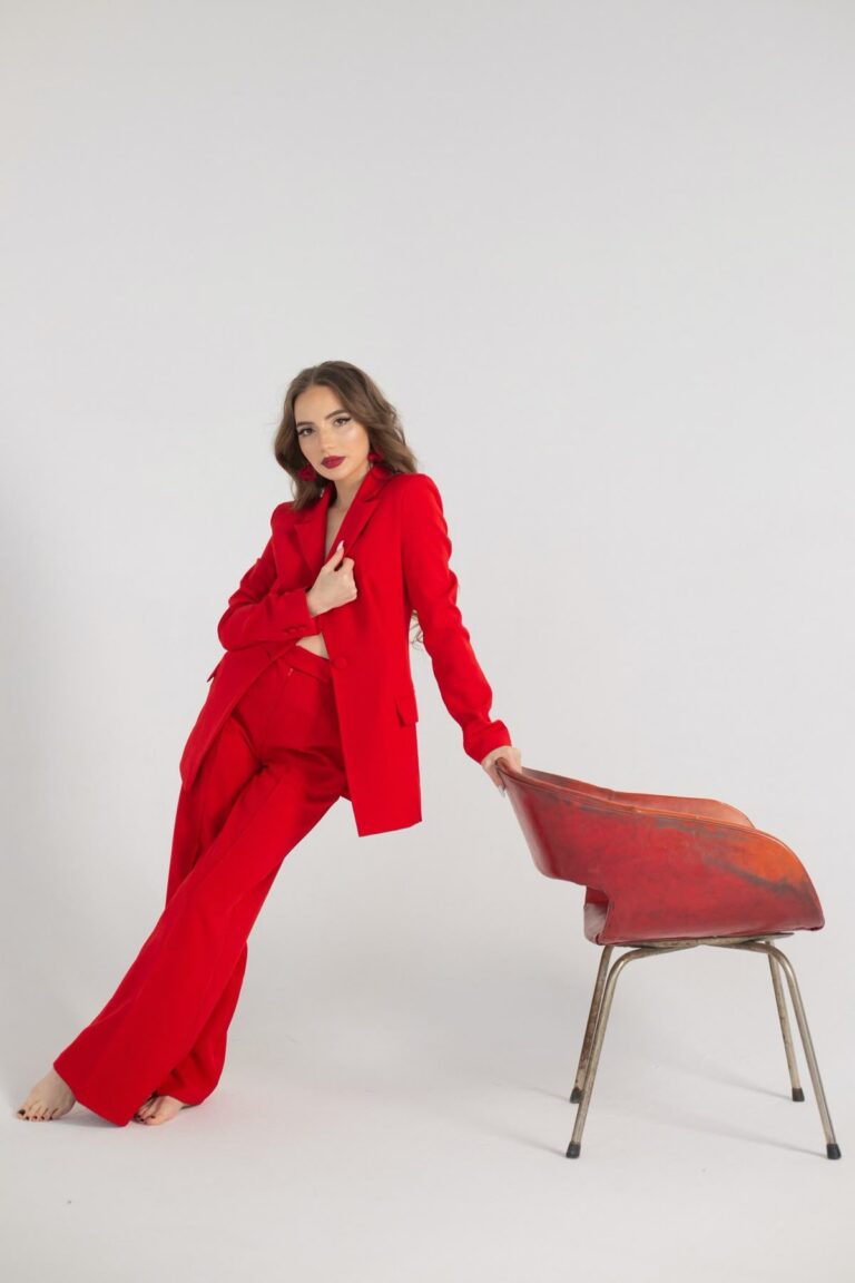 30 Red Background Photoshoot Ideas For Bold Portraits